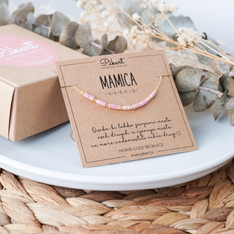 Personalizirano darilo za mamico ob rojstvu - zlata verižica z napisom