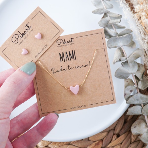 Darilo za mami - zlata verižica s srčkom