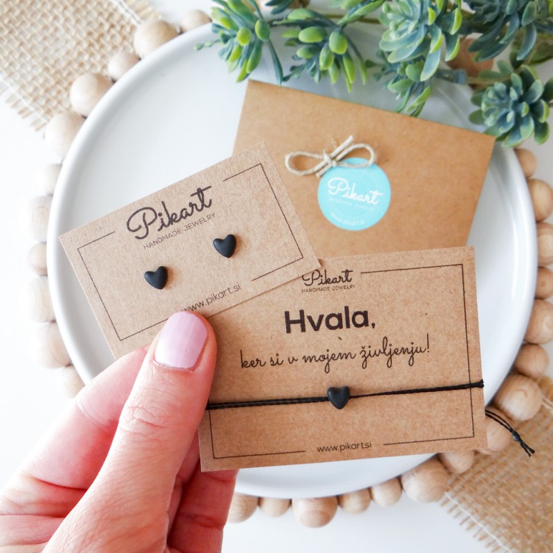 Darilo za prijateljico – zapestnica s srčkom in kartico »Hvala, ker si v mojem življenju«