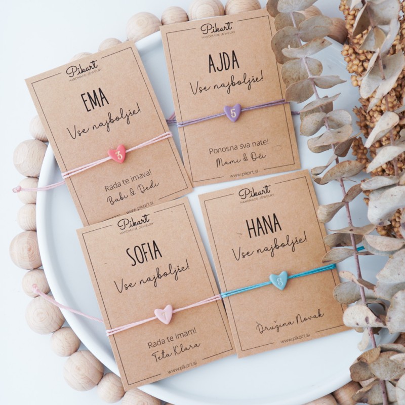 Zapestnica s srčkom in številko – rojstnodnevno darilo za hčerko, vnukinjo ali prijateljico