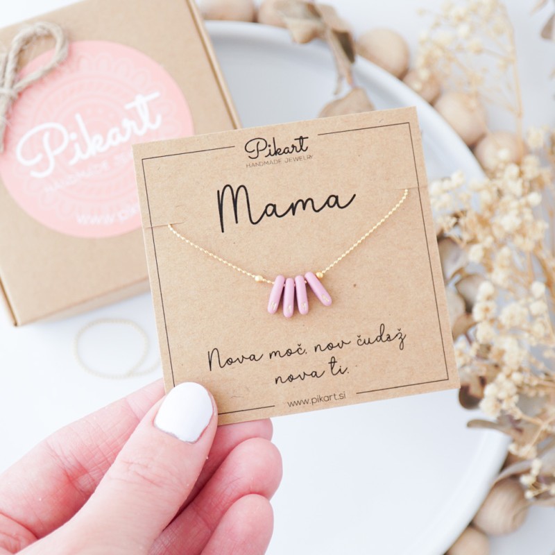 Darilo za mamico ob rojstvu – verižica MAMA