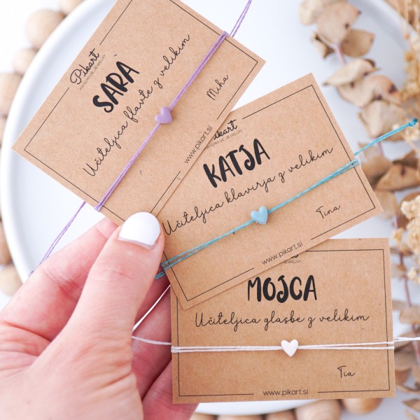 Darilo za učiteljico glasbe v glasbeni šoli - personalizirana zapestnica