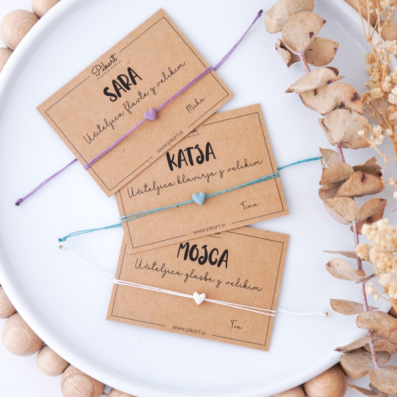 Darilo za učiteljico glasbe v glasbeni šoli - personalizirana zapestnica