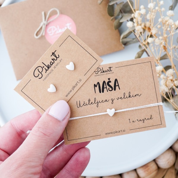 Unikatno darilo za učiteljico - personalizirana zapestnica s srčkom