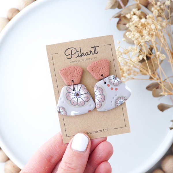 Viseči uhani - znižanje do 70%!