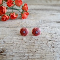 Ročno izdelani majhni rdeči uhani rožice za ušesa brez luknjic