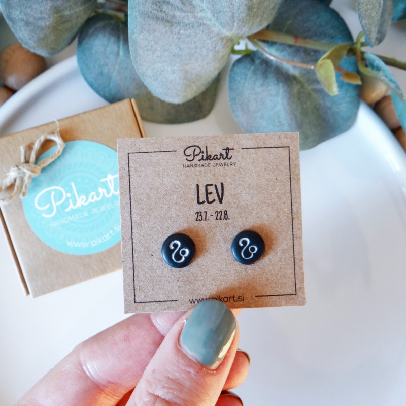 Zodiak uhani z astrološkim znakom LEV