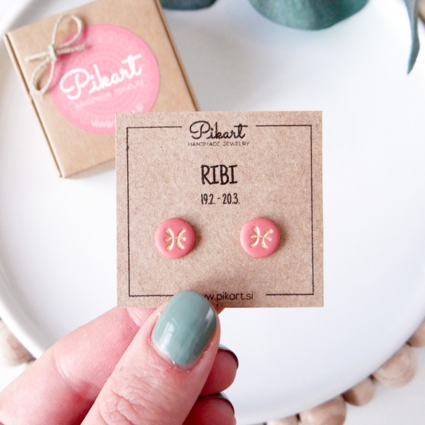 Zodiak uhani z astrološkim znakom RIBI