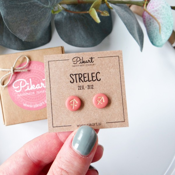 Zodiak uhani z astrološkim znakom STRELEC