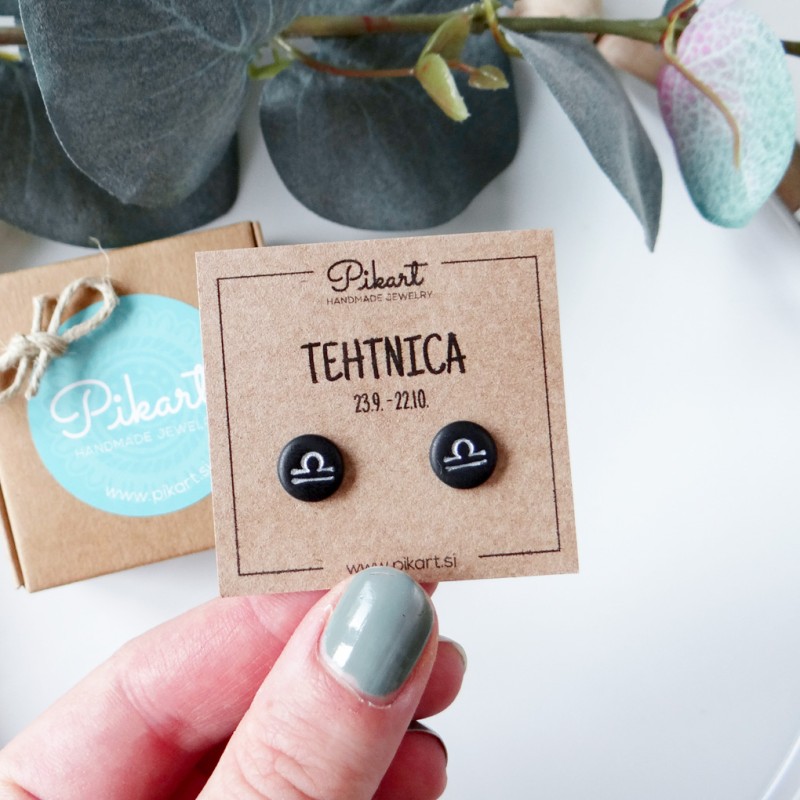 Zodiak uhani z astrološkim znakom TEHTNICA