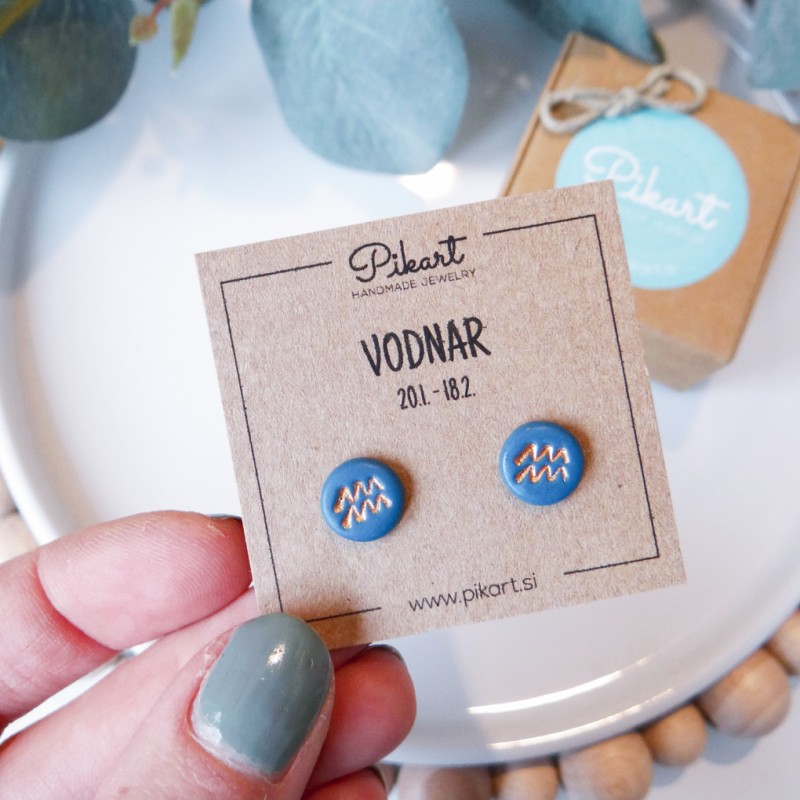 Zodiak uhani z astrološkim znakom VODNAR