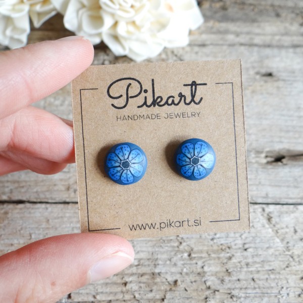 Modri okrogli uhani na klip