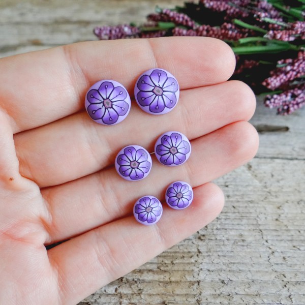 Vijolični okrogli uhančki na klip za otroke