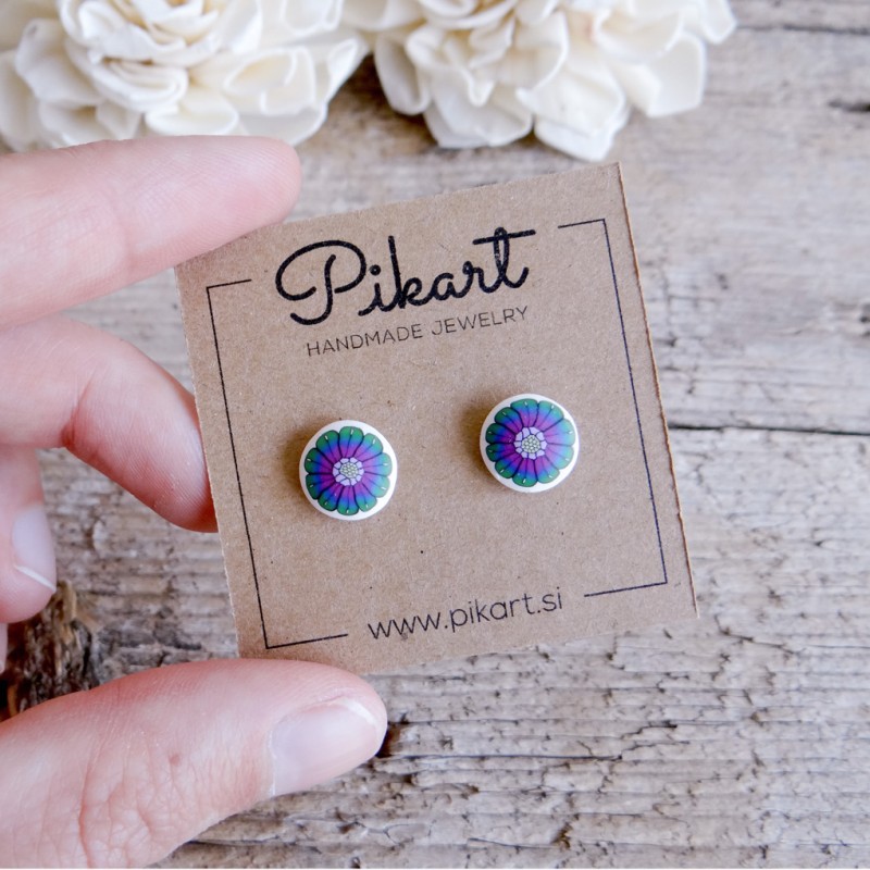 Barviti majhni uhani brez lukenj