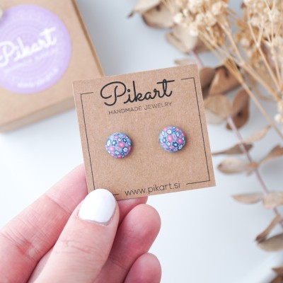 Otroški uhani z rožicami – unikatni okrogli uhani