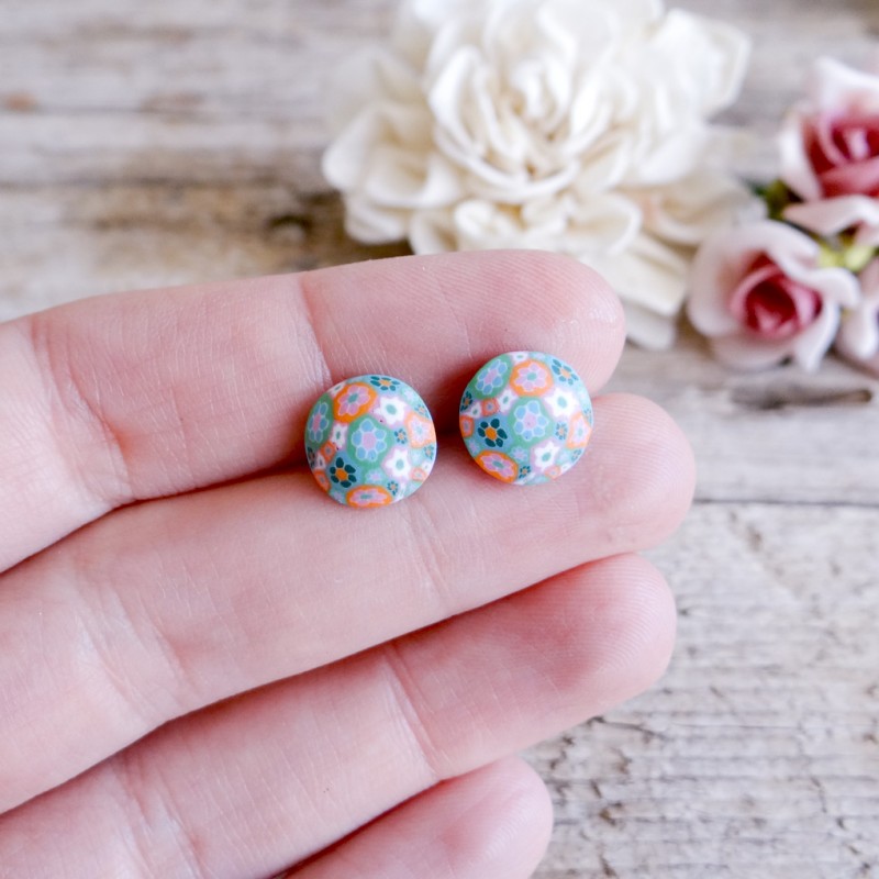 Rožasti pisani uhani za ušesa brez lukenj