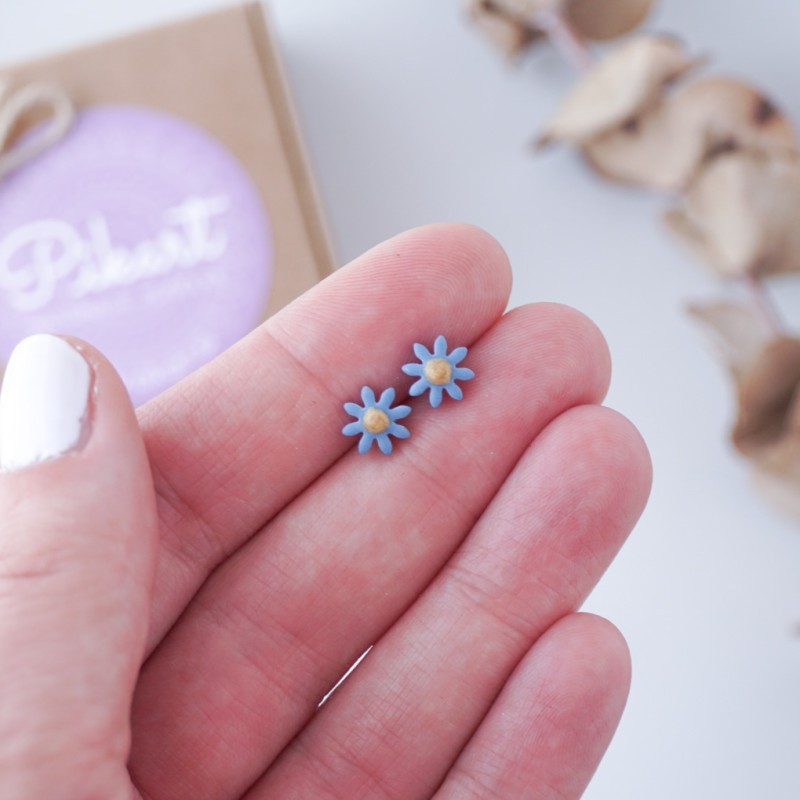 Otroški uhani marjetice za ušesa z ali brez luknjic