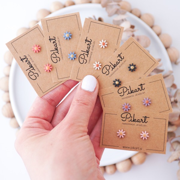 Otroški uhani marjetice za ušesa z ali brez luknjic