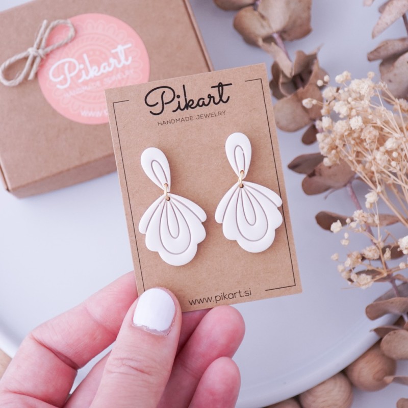 Viseči uhani školjka – ročno izdelani uhani