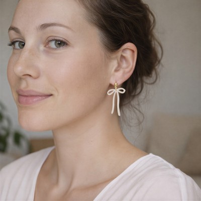 Viseči uhani pentlja - unikatni ženski uhani