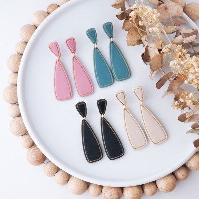 Viseči geometrijski uhani - ročno izdelani ženski uhani