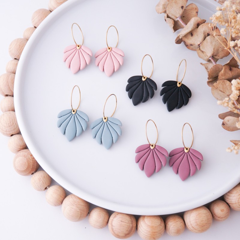 Viseči uhani pahljača - ročno izdelani unikatni uhani