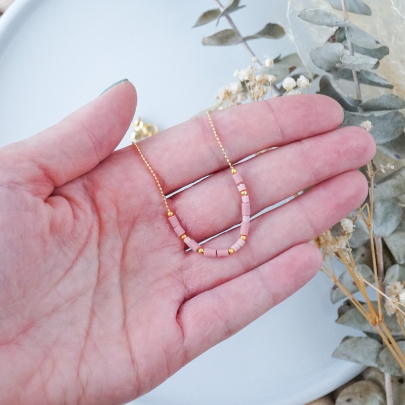 Darilo za babico - zlata verižica z napisom v Morsejevi abecedi