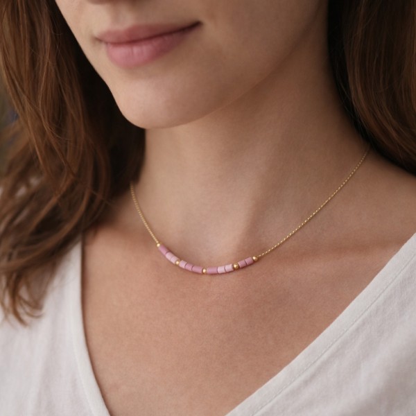 Darilo za mamo - zlata verižica z napisom v Morsejevi abecedi