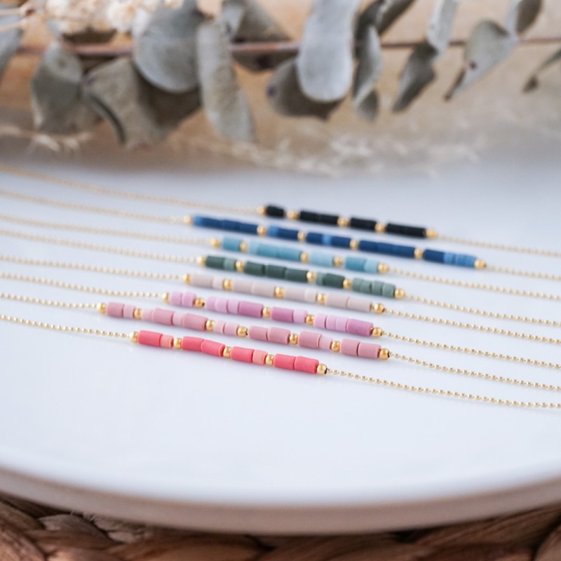 Darilo za babico - zlata verižica z napisom v Morsejevi abecedi