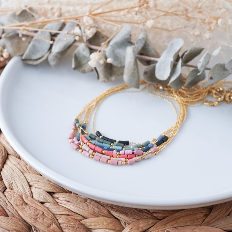 Darilo za babico - zlata verižica z napisom v Morsejevi abecedi