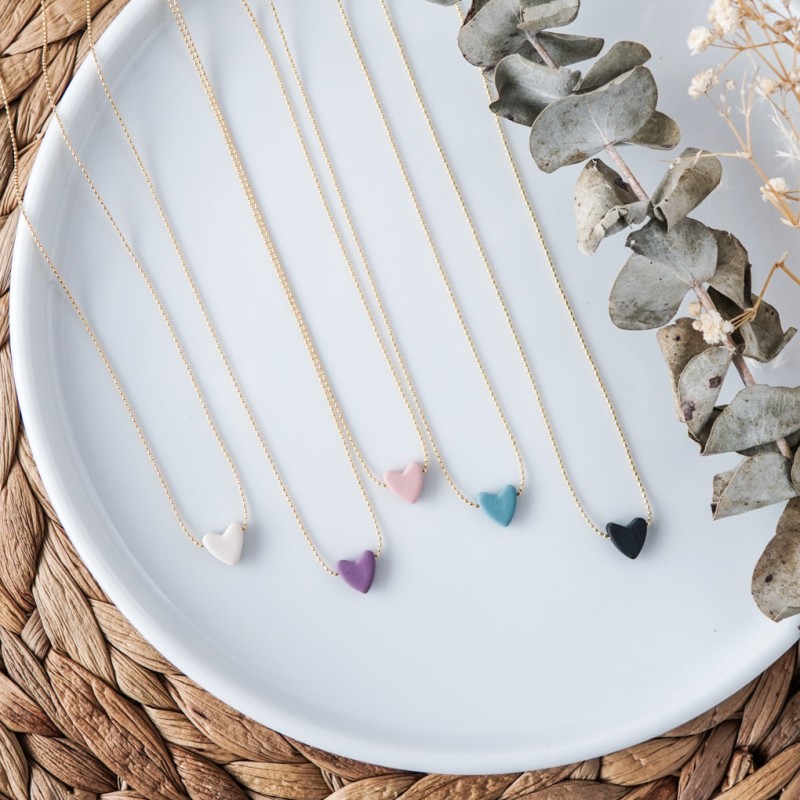 Unikatno darilo za vzgojiteljico - verižica s srčkom