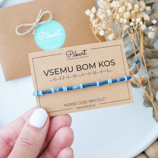 Modra personalizirana zapestnica z napisom v Morsejevi abecedi