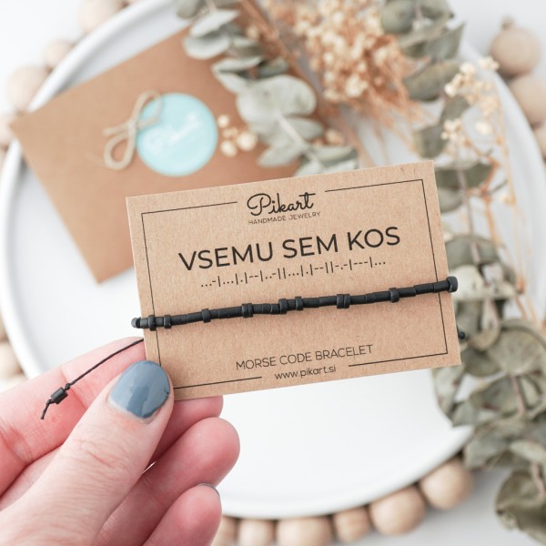 Črna personalizirana zapestnica z napisom v Morsejevi abecedi