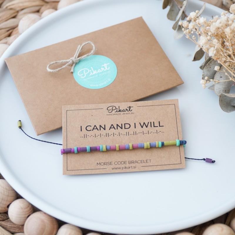 Pisana personalizirana zapestnica z napisom v Morsejevi abecedi