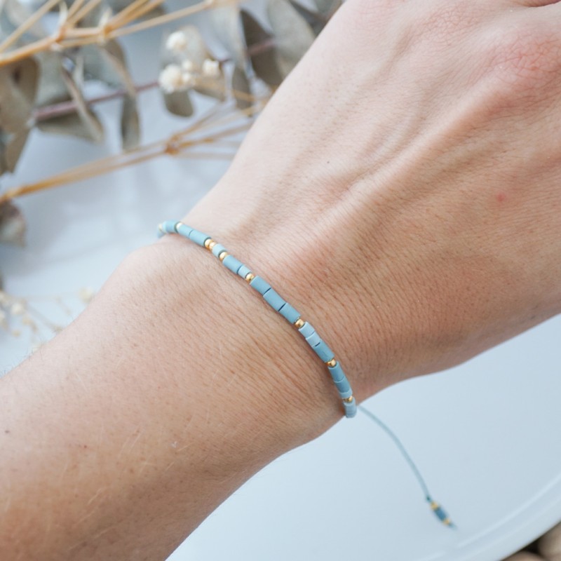 Turkizno zlata personalizirana zapestnica z napisom v Morsejevi abecedi