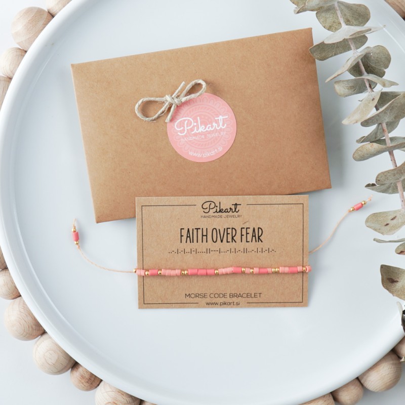Koralno zlata personalizirana zapestnica z napisom v Morsejevi abecedi