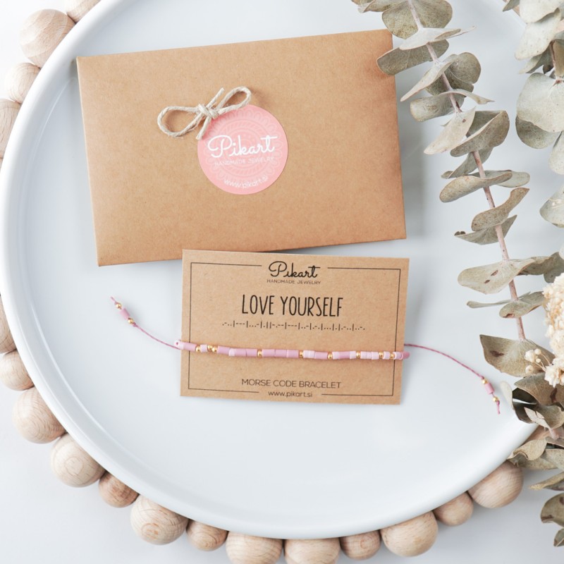 Lila zlata personalizirana zapestnica z napisom v Morsejevi abecedi