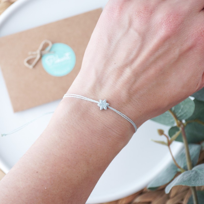 Novoletno darilo - snežinka zapestnica