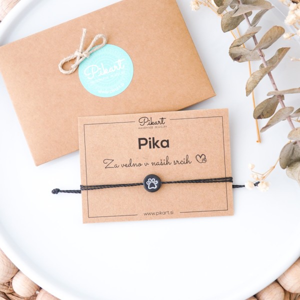 Personalizirana zapestnica tačke z napisom »Za vedno v naših srcih«